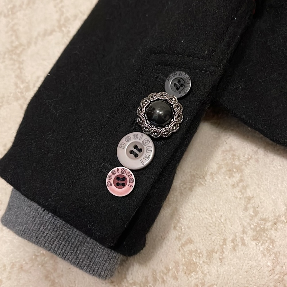 Fun Black Jacket - image 5